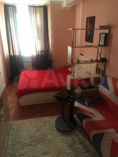 2-к. квартира, 43 м², 3/4 эт.