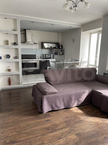 2-к. квартира, 75 м², 5/9 эт.