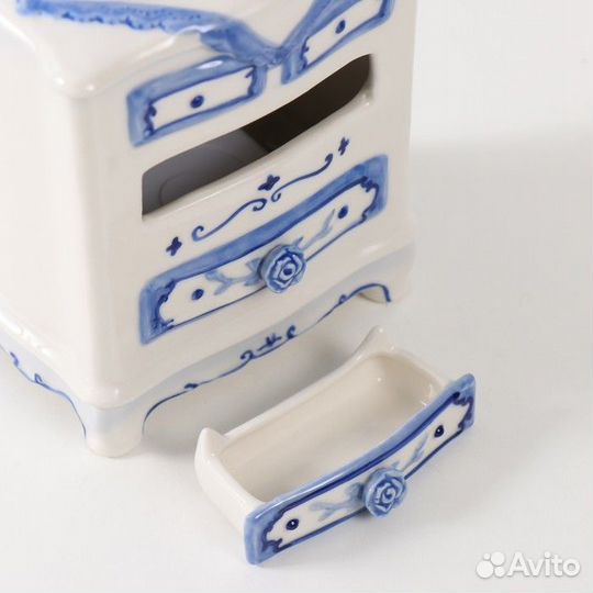 Сувенир керамика музыкальный 'Старинный комод с ва