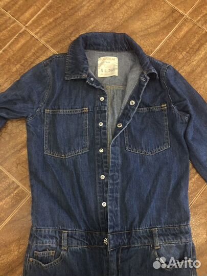 Джинсовый комбинезон