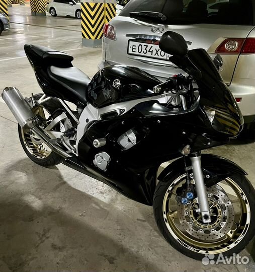 Yamaha R-6
