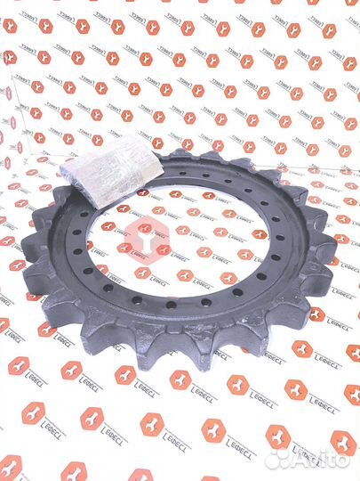 Звездочка Hyundai R480LC-9