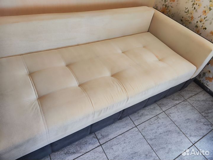 Диван прямой