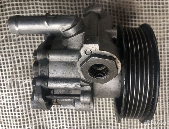 Пежо 607 2,7HDI насос гур