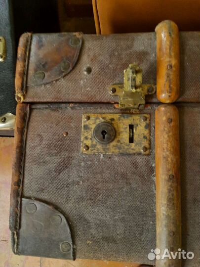 Чемодан каретный хобби винтаж