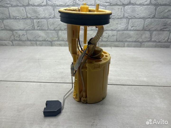 Топливный насос бака Volkswagen Transporter T5