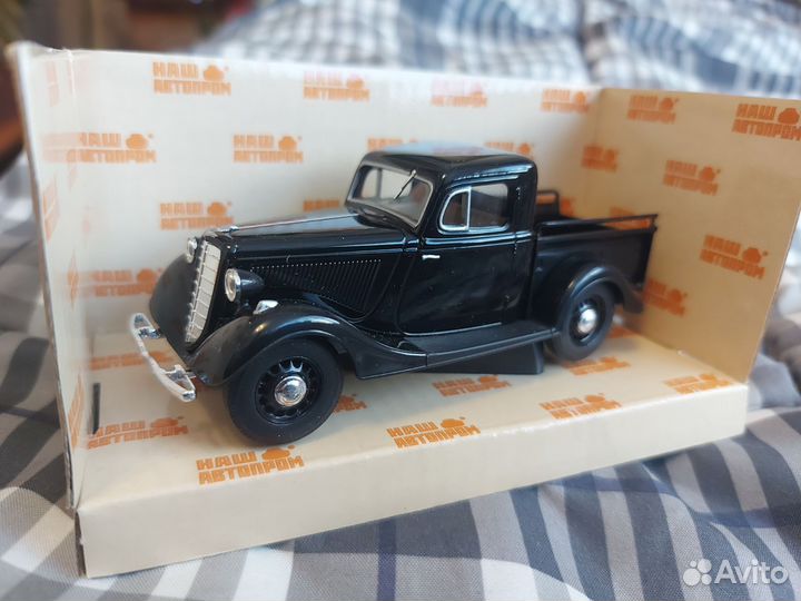 Модель автомобиля газ М-415 1:43