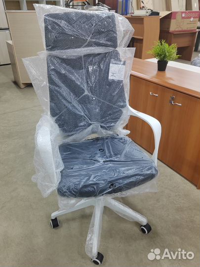 Компьютерное кресло Новое