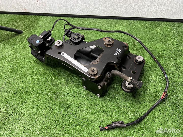 Компрессор пневмо подвески BMW X6 E71 X5 E70