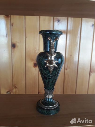 Ваза декоративная