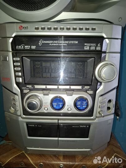 Музыкальный центр lg (колонки и пульт в комплекте)