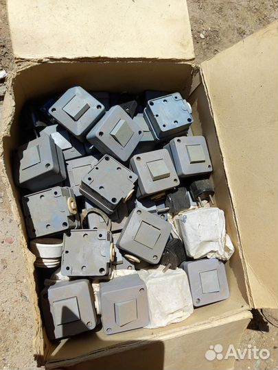 Магнитный пускатель, выключатели, розетки, коробки