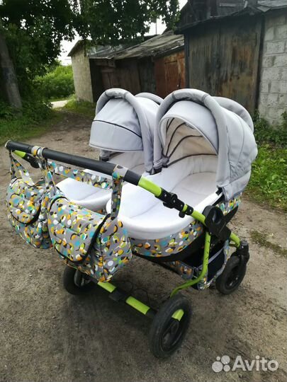 Детская коляска для двойни