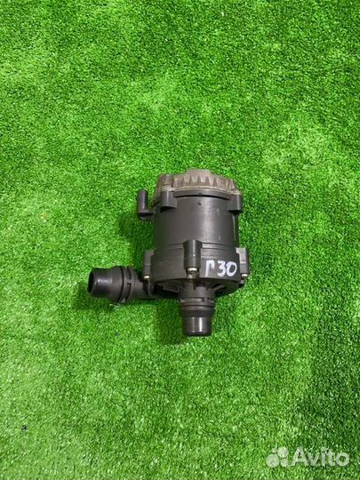 Насос антифриза (помпа) Bmw 5 G30 B48B20A 2017