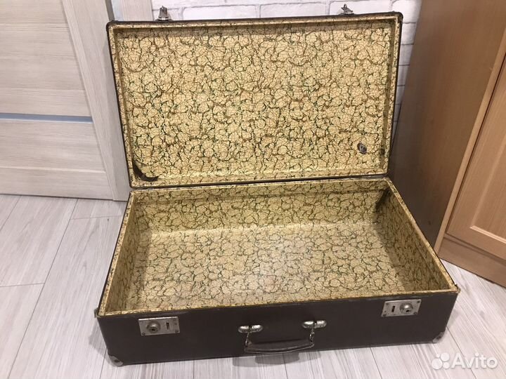 Чемоданы времен СССР