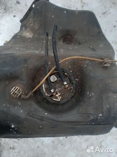 Бензобак Ауди