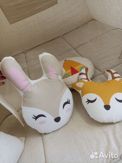 Коврик листик в наличии