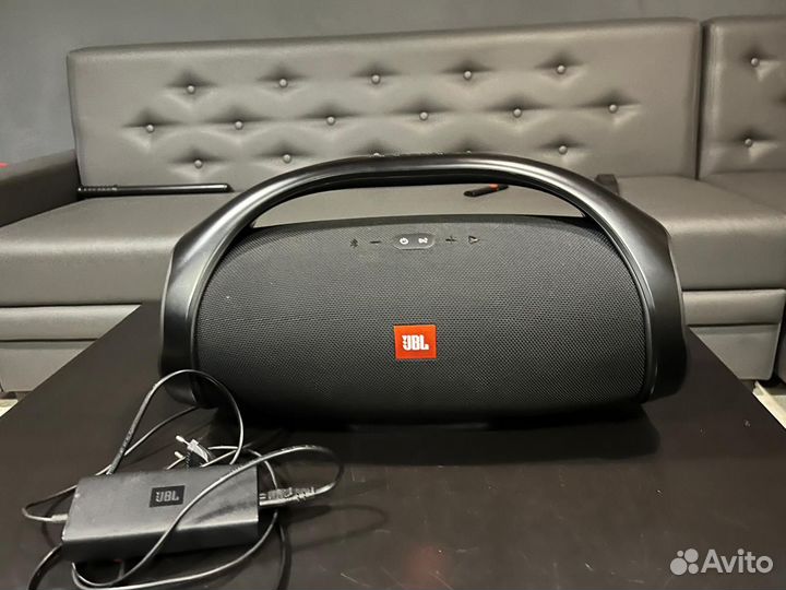 Колонка jbl boombox