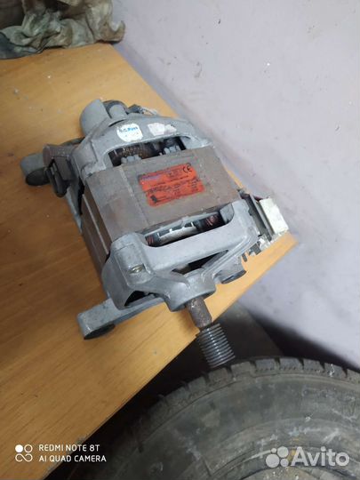 Двигатель на стиральную машину