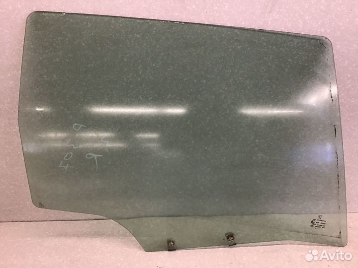 Стекло двери задней правой Peugeot 307 2001-2007