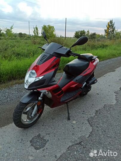 Скутер Racer Arrow
