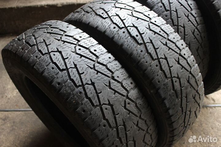 Nokian Tyres Hakkapeliitta C3 205/65 R16C 107R