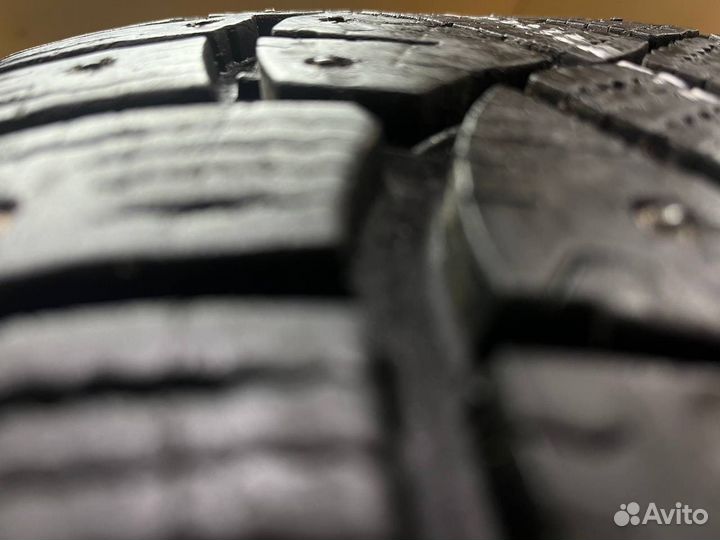 Continental IceContact 2 215/55 R17 98T