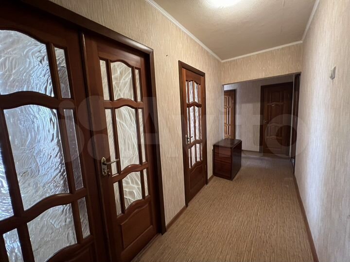 3-к. квартира, 73 м², 2/5 эт.