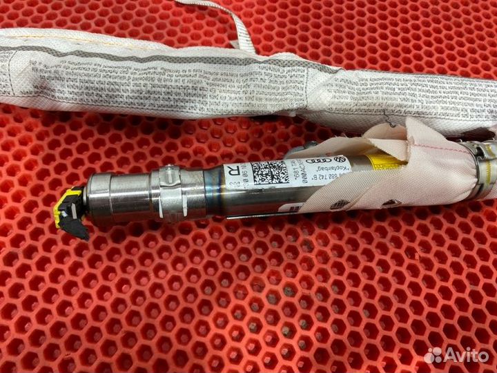 Подушка безопасности правая Volkswagen Passat Cc