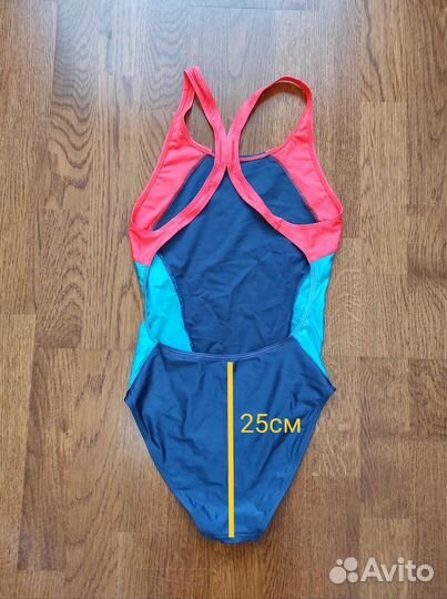 Закрытый купальник для девочки