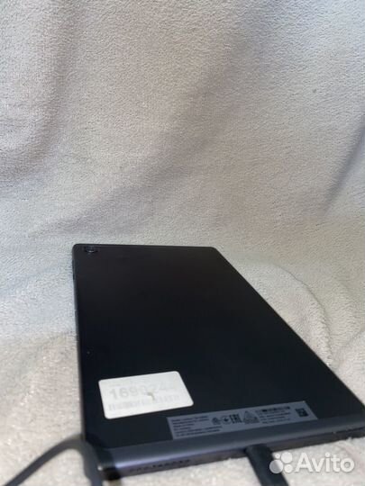 Планшет lenovo