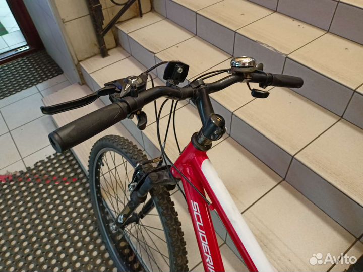 Велосипед scuderia ferrari 26