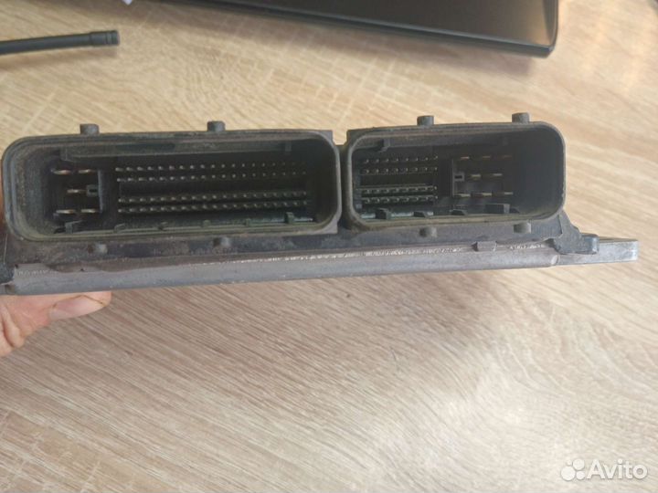 Блок управления двигателем Nissan Micra K12