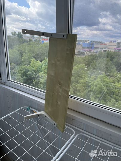 Полка настенная навесная бу