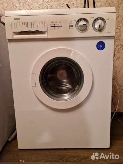 Стиральная машина на запчасти zanussi