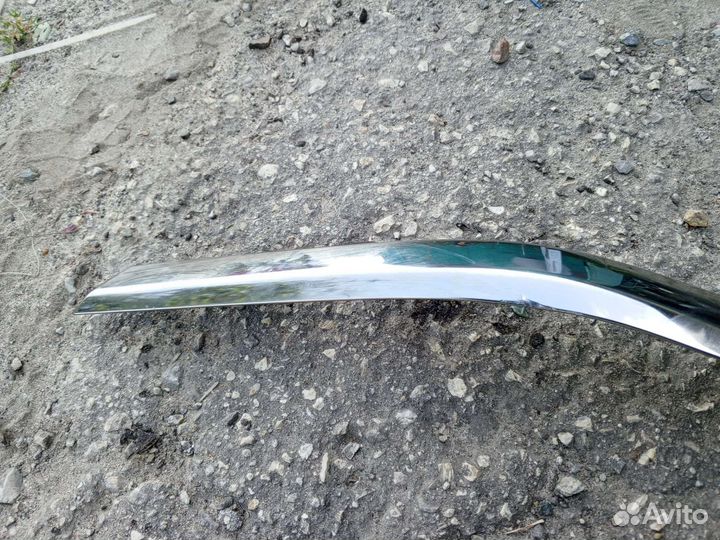 Хромированная накладка решетки радиатора каптюр