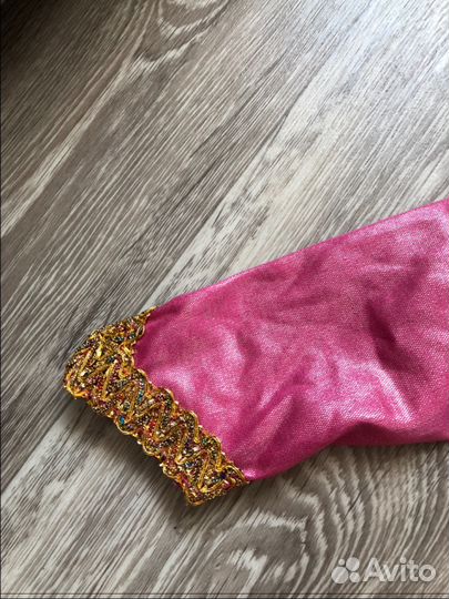 Платье праздничное на девочку до 8 лет