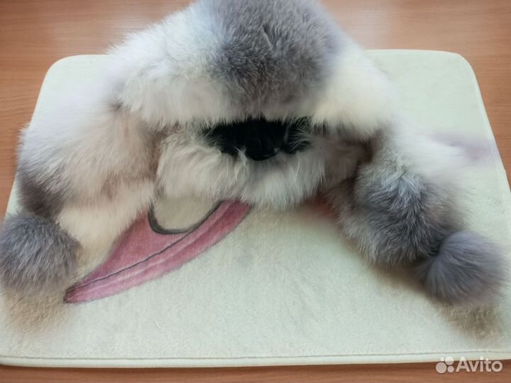 Женская шапка