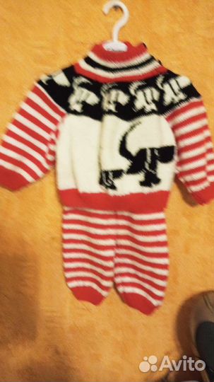 Костюмчик детский ручной вязки