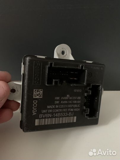 Блок комфорта правый Ford Focus 3 BV6N14B533BJ