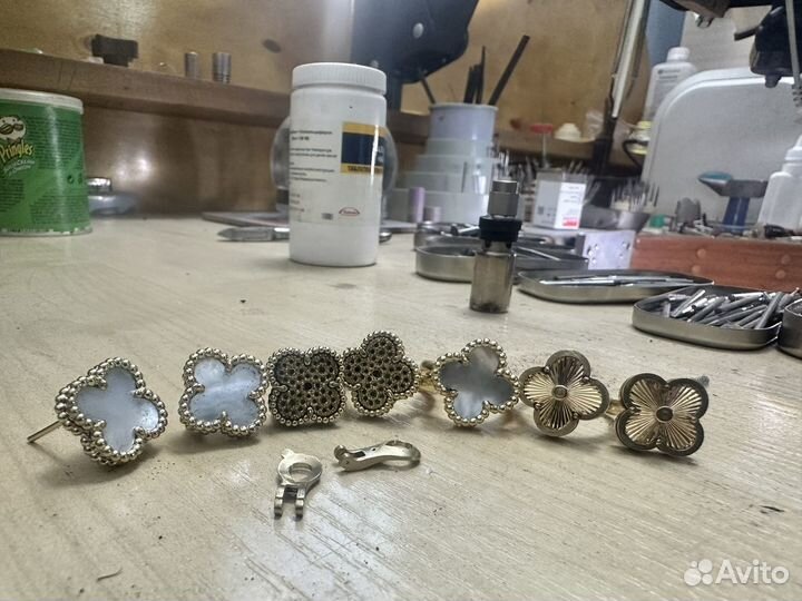 Ван Клиф золото