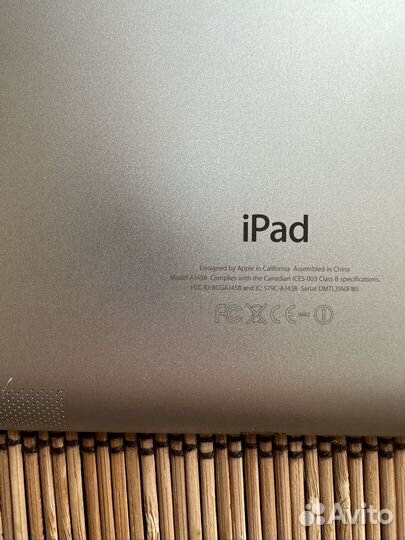 Планшет Apple iPad 4 поколения 2012 года