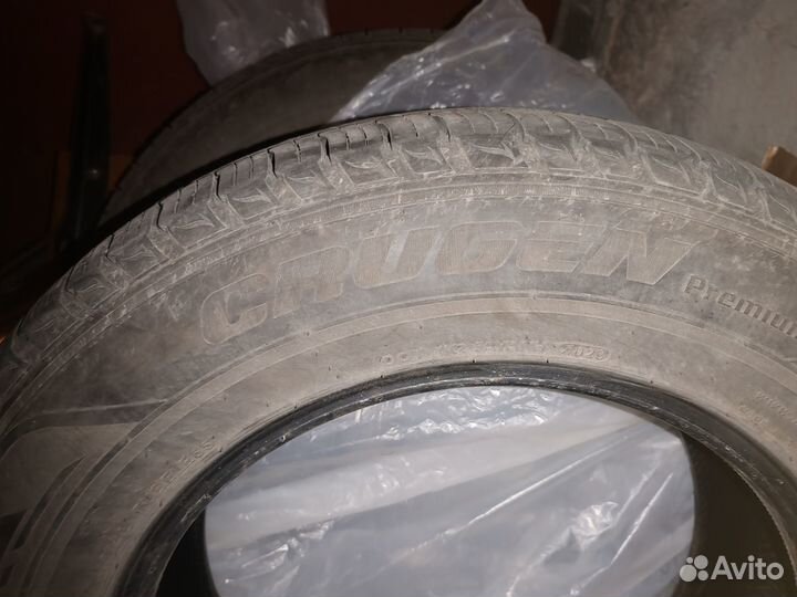 Kumho Crugen Premium KL33 235/65 R17