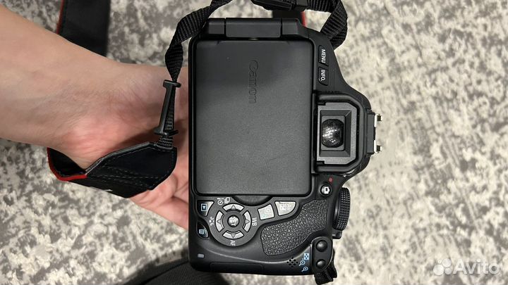 Зеркальный фотоаппарат canon eos 600d