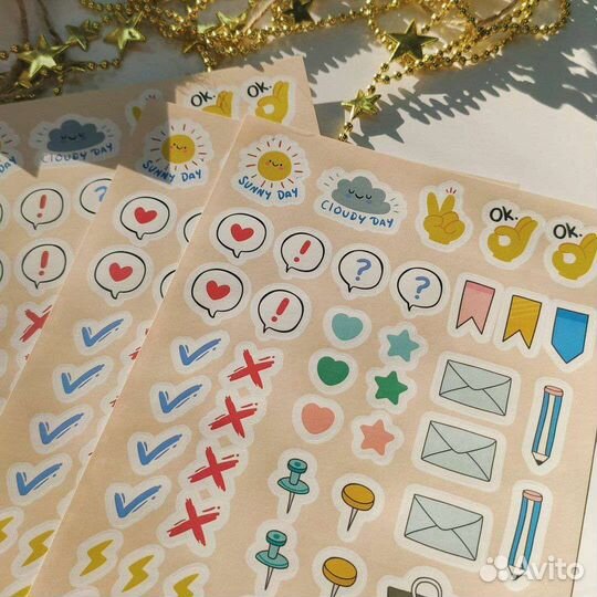 Печать наклеек, фигурные наклейки