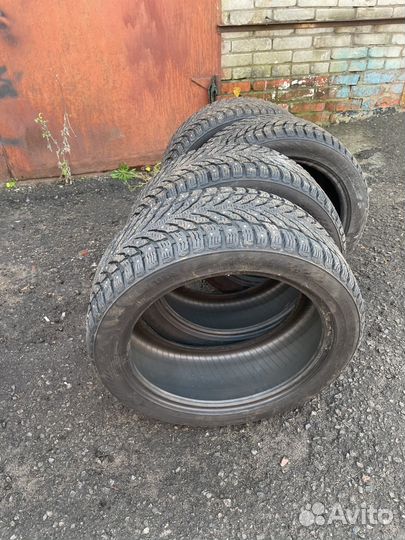 Nokian Tyres Hakkapeliitta 9 245/45 R18 98T