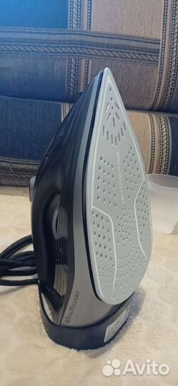 Утюг Royal Wellfort с керамическим покрытием