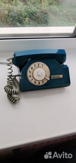 Дисковые кнопочные телефоны СССР стационарные
