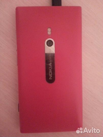 Nokia Lumia 800, 16 ГБ