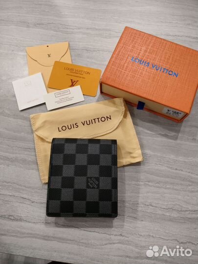 Luis vuitton кошелек
